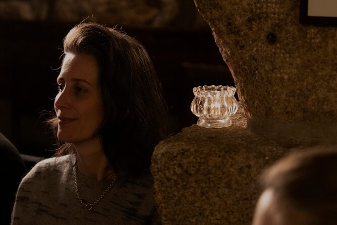 1-hour Intimate Fado Concert in a Typical Venue - How much value do you get for $16.40?