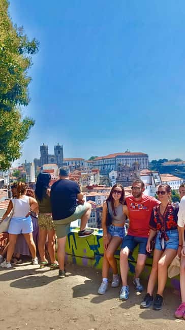 2 hours Porto Walking Tour- Private Service - São Bento Station and its blue-and-white story