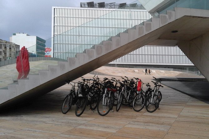 24 hour bicycle rental - Riding beside the Douro