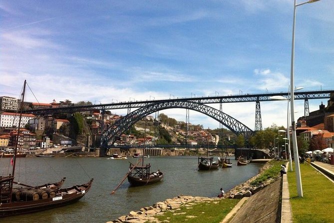 3-Hour Guided Walking Tour of Porto - São Bento Station and Its Blue-Tiled Stories