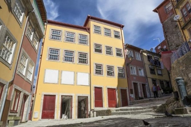 3-Hour Porto Jewish Heritage Walking Tour with Local Guide - Porto’s viewpoints: Passeio das Virtudes and Miradouro da Vitoria