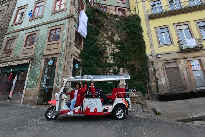 3 Hour Tuk tuk Tour in Porto - Clérigos, Livraria Lello, and the Virtudes view