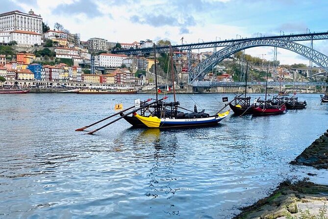 3h30 tour in Porto by Tuk Tuk - A garden above the Douro