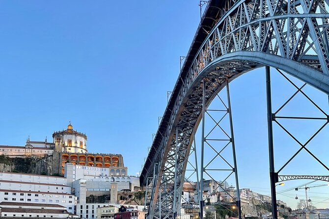3h30 tour in Porto by Tuk Tuk - Serra do Pilar and the best city panorama