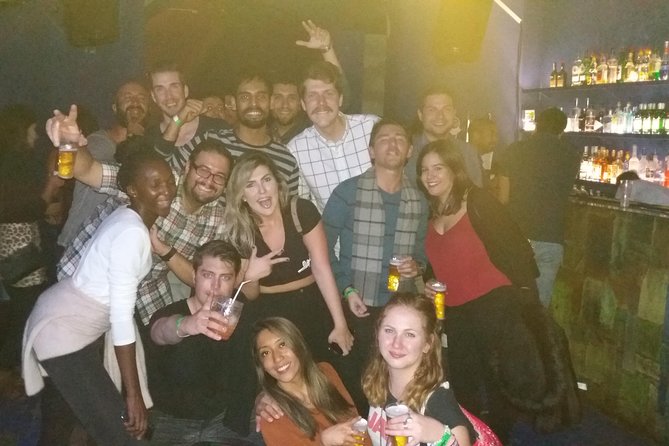 4-hour Guided Porto Pub Crawl with 6 drinks and VIP CLUBentry - Price, timing, and practical value