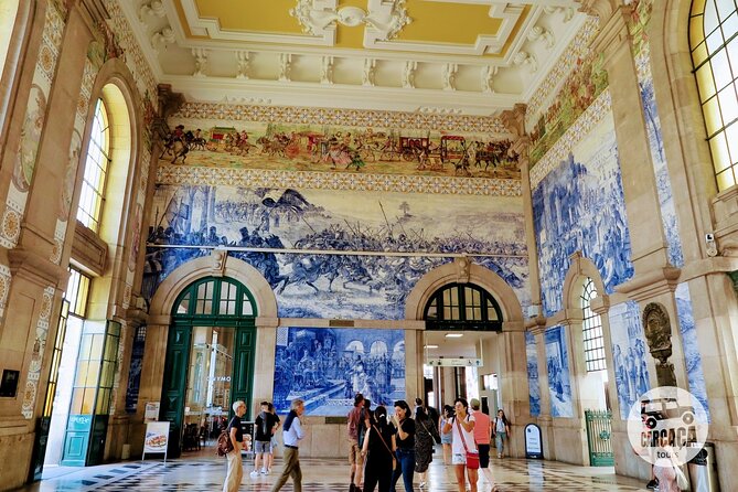 4-hour sightseeing tour in Porto - Bolhão Market: Porto’s food-centered starting point