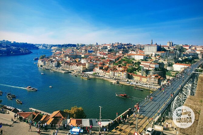 4-hour sightseeing tour in Porto - São Bento Station and its blue-and-white tile panels