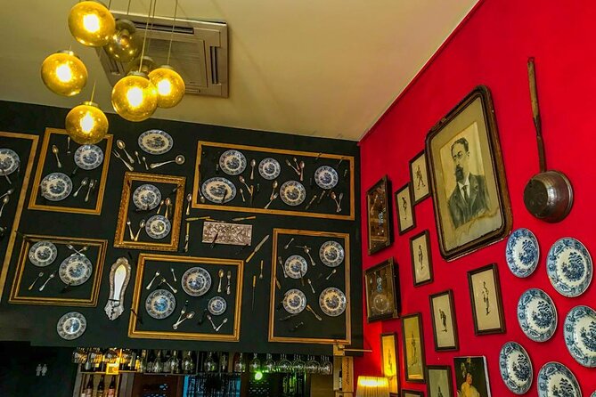 4-Hour Traditional Portuguese Food & Wine Tour in Porto - The guide can make or break the afternoon