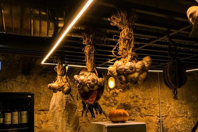 4-Hour Traditional Portuguese Food & Wine Tour in Porto - What arrives on the plate