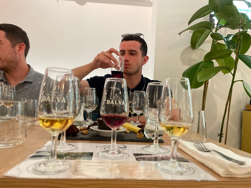 5 pairings ports wines with a Sommelier - Is five Ports enough for a serious tasting?