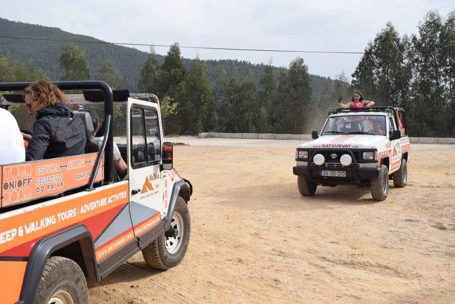 Alvarenga: Paiva Walkways and 516 Arouca Bridge Guided Tour - The 4x4 Jeep return through Paiva Valley