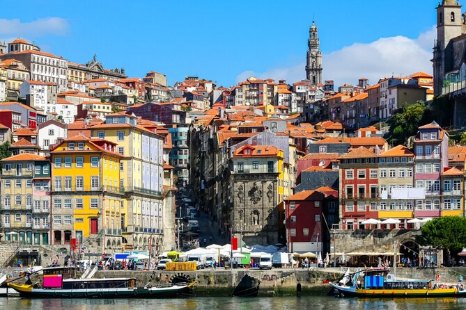 Amazing Secrets of Porto: Self-Guided Puzzle Adventure - Theaters, Batalha, and a change of mood