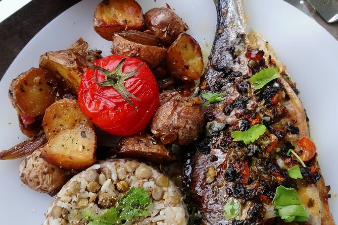 An Unforgettable Evening: Authentic Portuguese Dinner in Porto - What the $122.29 price includes in practical terms
