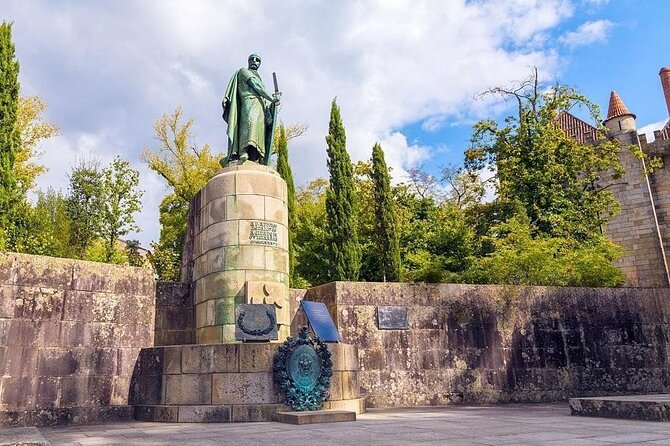 Authentic Braga & Guimarães: Small Historical Group Tour - Sameiro at 566 meters