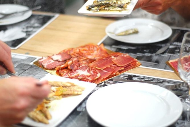 Authentic Porto Food Tour & Market Experience - Starting with breakfast and pastry at 10:00