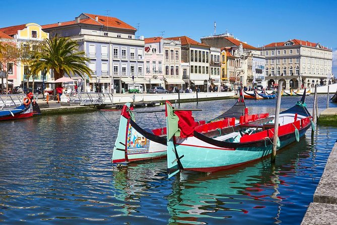 Aveiro and Costa Nova: Private Tour with Moliceiro Cruise Half Day - The guides are a major part of the experience