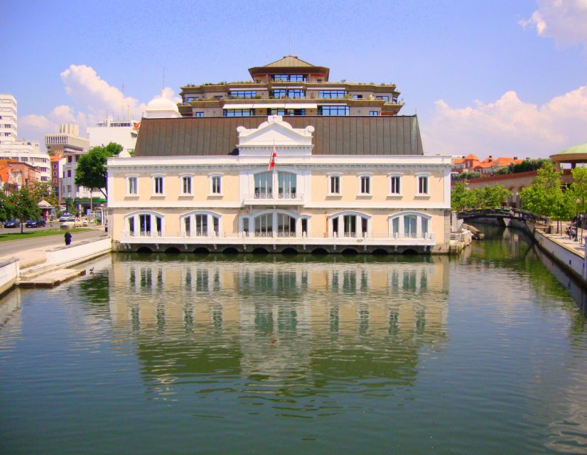Aveiro: Boat Cruise and City Walking Tour with Sweet Tasting - Art Nouveau details reward a slow walk