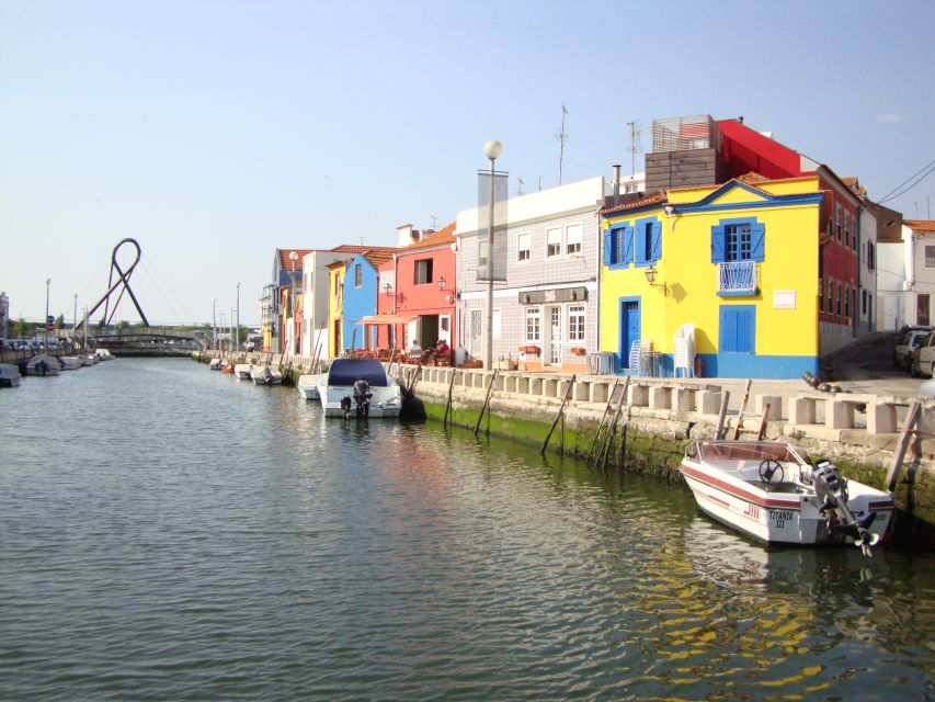 Aveiro: Boat Cruise and City Walking Tour with Sweet Tasting - Boarding the Moliceiro for a 45-minute canal circuit