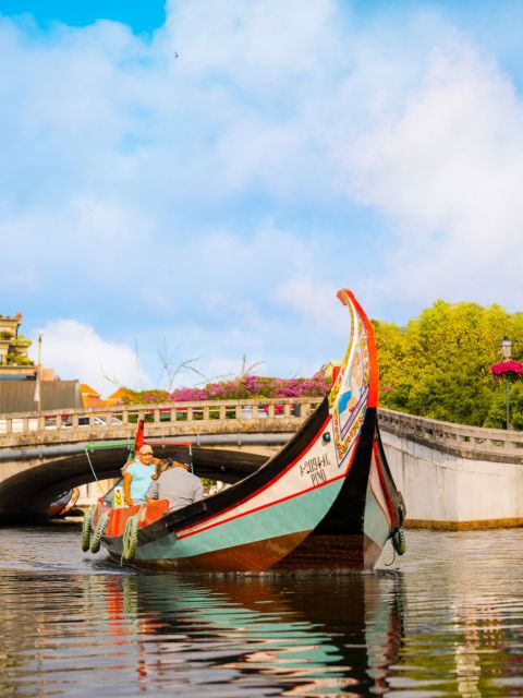 Aveiro: Scenic Guided Boat Tour - Key points to know before boarding