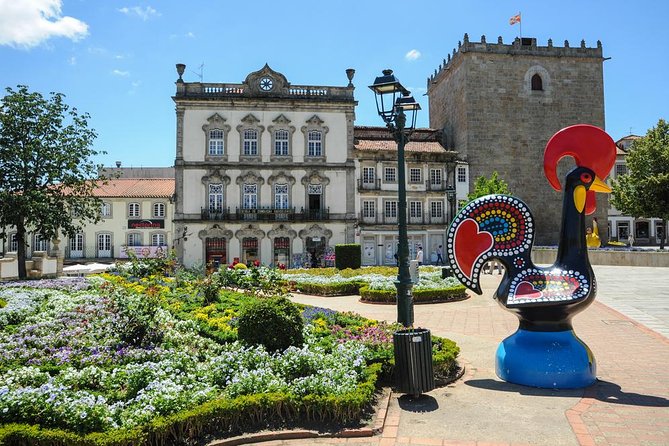 Barcelos: Half Day Private Tour from Porto - Porta Nova and the medieval center