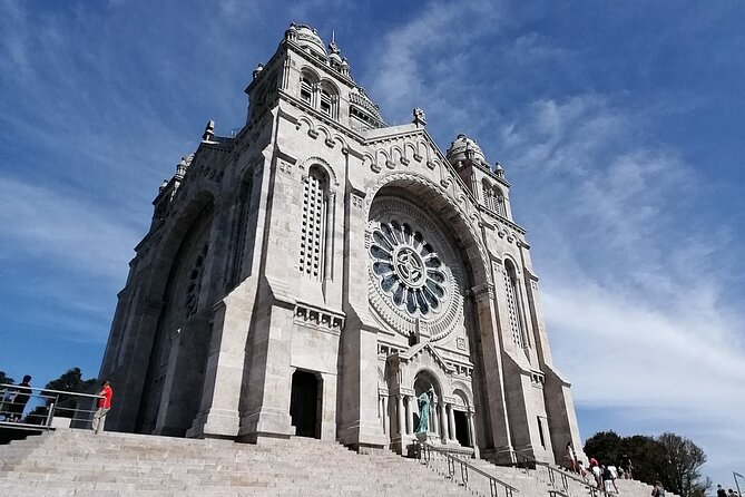 Barcelos, Ponte de Lima & Viana Private Tour (All Inclusive) - Santa Luzia above Viana do Castelo