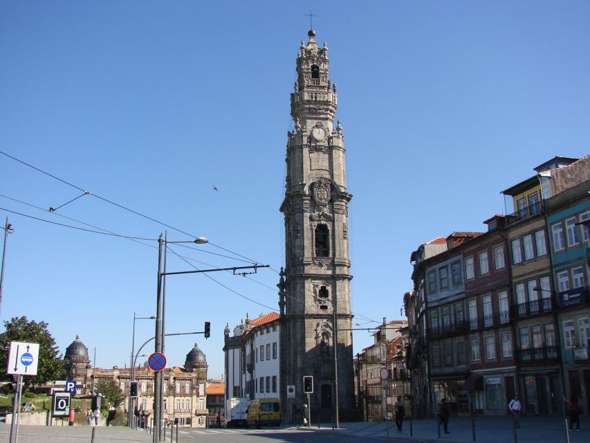 Best of Porto Guided Tour: Cruise & Wine Tasting - Porto Cathedral and the Fernandina Wall