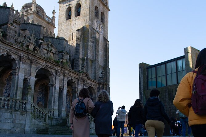 Best of Porto Walking Private Guided Tour - Guide style and the importance of setting the pace