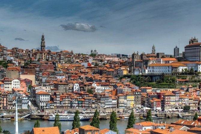 Braga and Guimarães Full Day Tour - Meeting point, timing, and the return to Porto