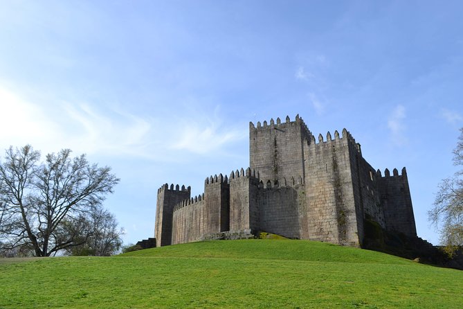 Braga and Guimarães Small-Group Tour with Lunch from Porto - Transport and group size affect the pace