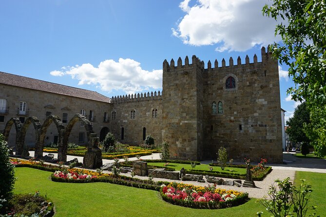 Braga & Guimarães Best-Of Private Tour – Customizable Experience - Scenic stops, timing, and the long-day question