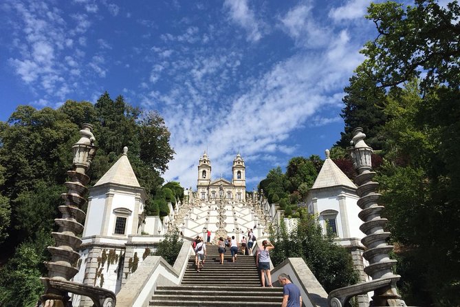 Braga & Guimarães Small Group Tour: Lunch & All Tickets Included - Lunch at Diana with northern flavors