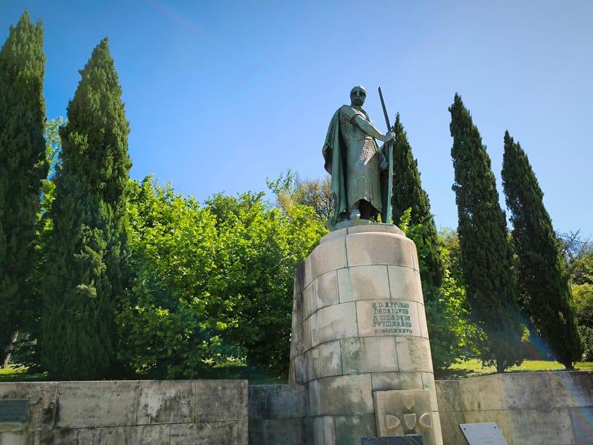 Braga & Guimarães Tour: Small Historical Group Tour - Bom Jesus do Monte and the hills above Braga