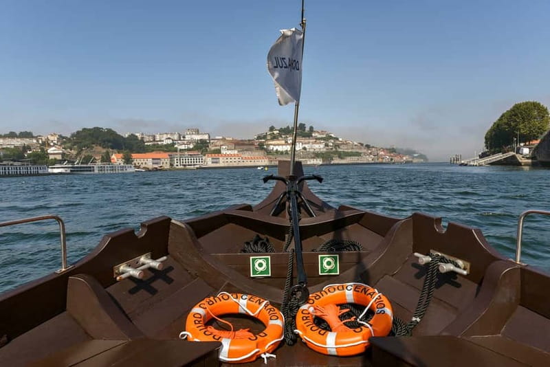 Bridges Cruise with World of Discoveries or Sunset Option - Seeing Porto’s old city from the Douro