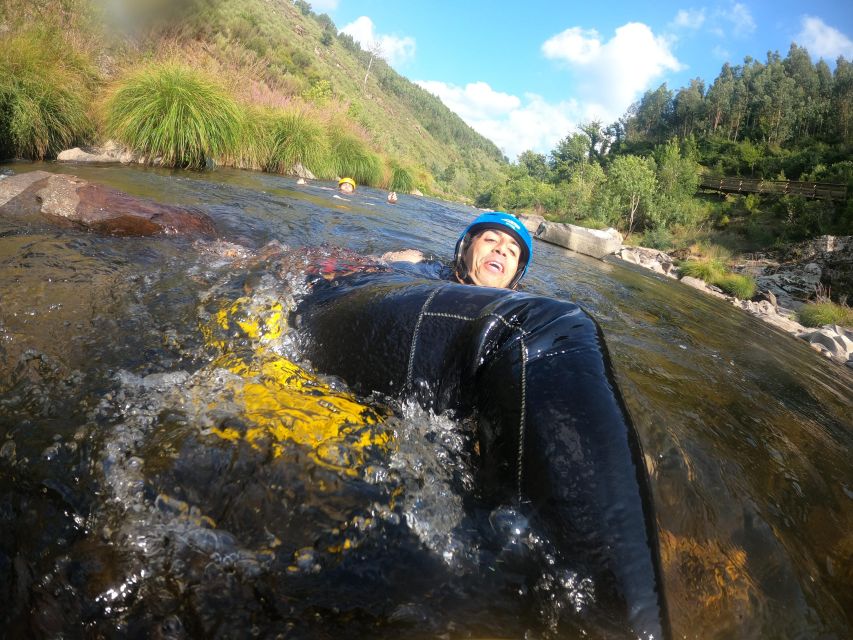CANYONING DISCOVERY - Meeting the guide at Estrada do Vau