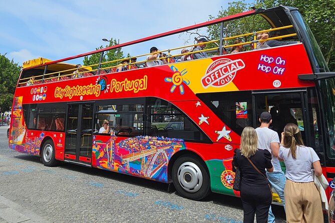 City Sightseeing Porto Hop-On Hop-Off Bus Tour - What the bus shows well, and what it misses