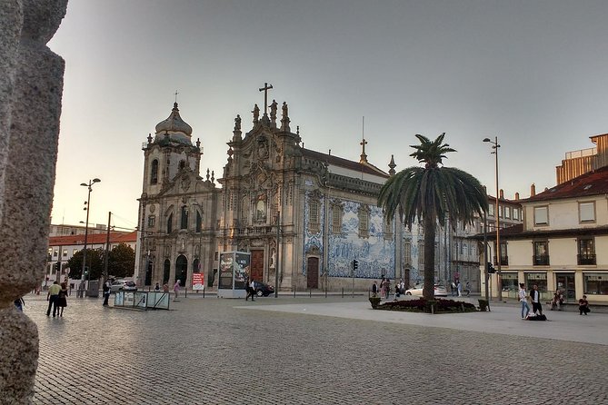 City tour through historic center of Porto with many insider tips 3 1/2 hrs. - Ribeira, the Douro, and the old working waterfront