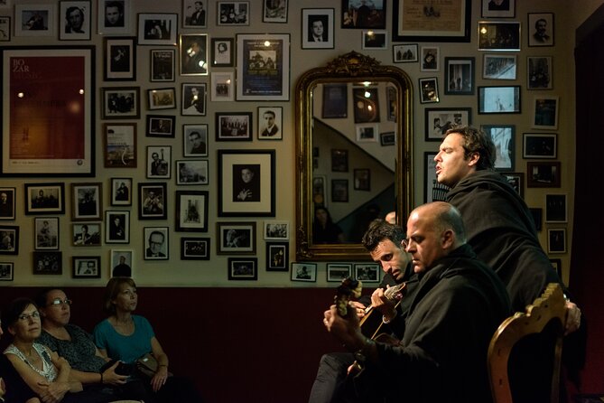 Coimbra & Aveiro Best-Of Private Tour – Customizable Experience - A final drink beside the Ria