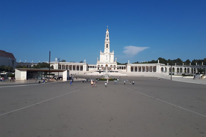 DayTrip Porto to Lisboa (optional visit to Aveiro_Coimbra_Fátima) Since 400eur - What your driver adds to the day