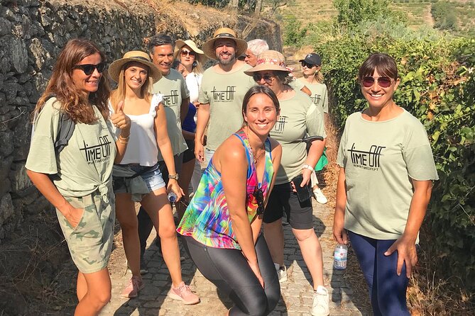 Douro: luxury walking tour with lunch at Quinta da Pacheca - Lunch at Quinta da Pacheca
