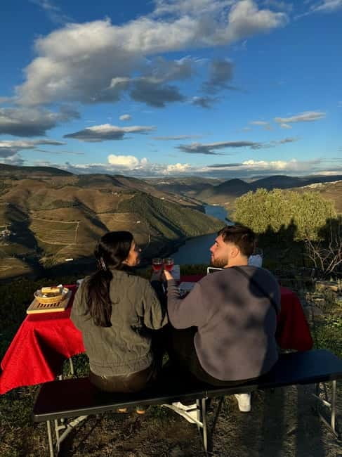 Douro offroad experience: visit to a winery and a picnic - Ninety minutes at a Douro winery