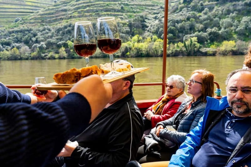 DOURO PREMIUM - Lunch at the Quintinha