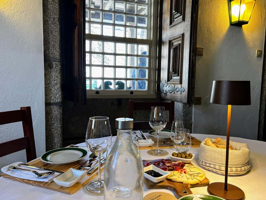 Douro: Quinta de Santa Júlia Lunch, Tour, & Wine Tasting - Walking through a 1596 quinta