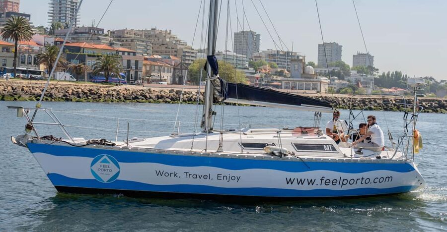 Douro River Cruise with Cheese & Tonic Porto in a Sailboat - Starting at R. da Praia 430 and São Pedro da Afurada