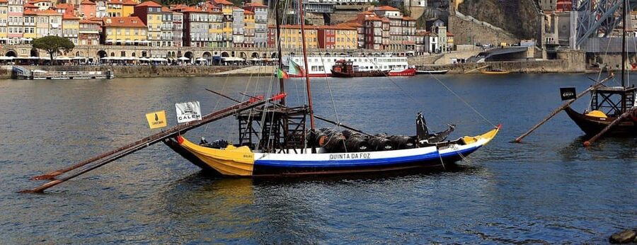 Douro River Cruise with Port Tasting and Lunch - Meeting at Cais de Gaia