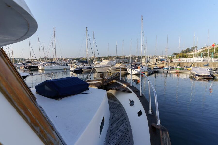 Douro River: Party Boat Tour - Gaia, Dom Luís I, and the classic Porto view