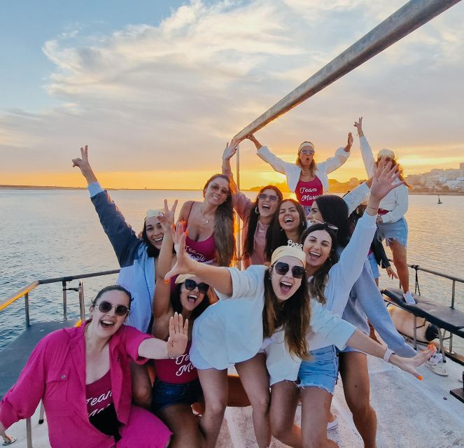 Douro River: Party Boat Tour - The six bridges and the eastern Douro