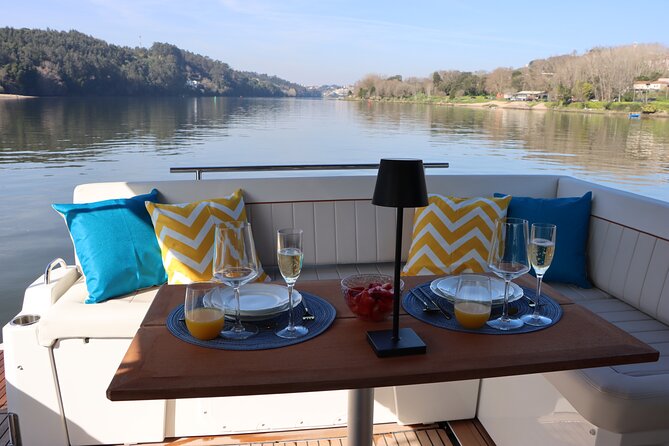 Douro Tour on a Private Yacht in Porto - Who Will Enjoy This Two-Hour Cruise Most?