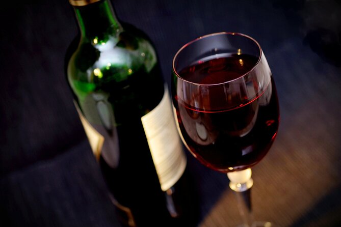 DOURO TOURS - Premium Tour - 10:00 a.m. at the Douro Tours kiosk