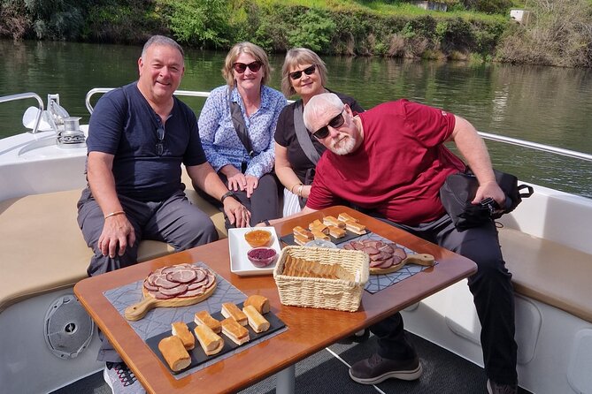 DOURO VALLEY & AMARANTE: Private Tour, Wine Tour and Cruise - Why this private Douro day works