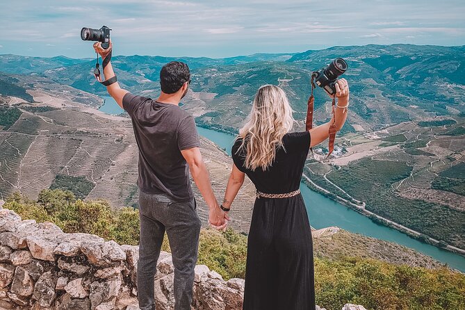 DOURO VALLEY & AMARANTE: Private Tour, Wine Tour and Cruise - The road into Pinhão